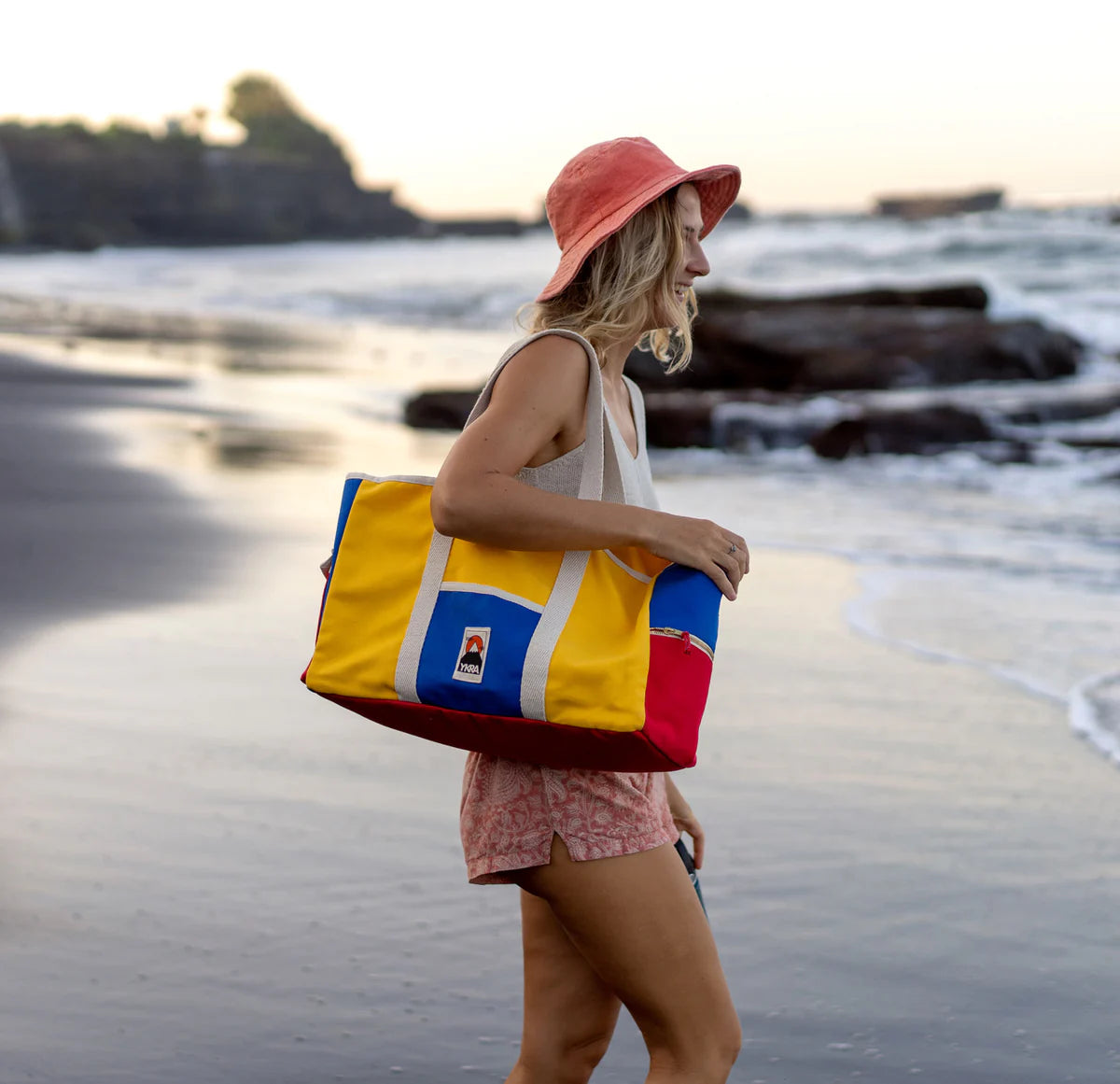 ykra beach bag - color block