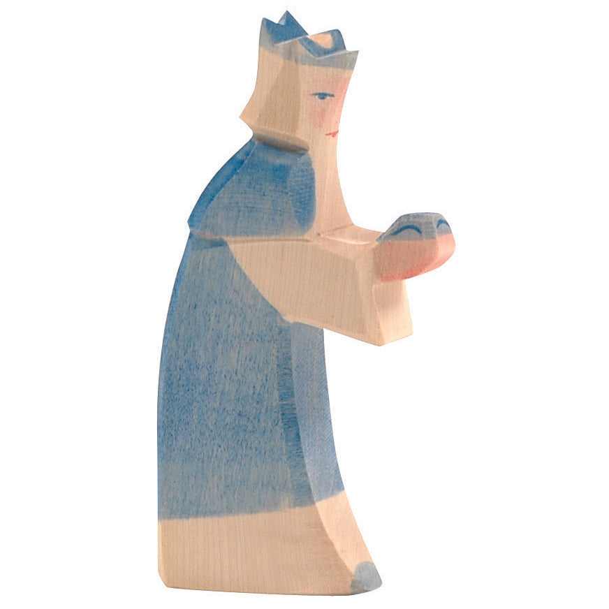 Handcrafted Ostheimer Blue King wooden figure, painted in soft blue tones, ideal for Nativity scenes and storytelling.