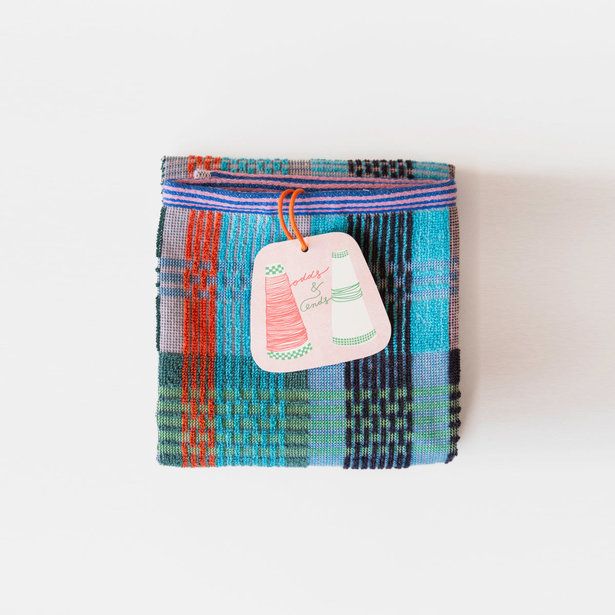 Kitchen towel #44 from the Odds & Ends collection – colorful 100% cotton towel made from leftover yarns, 50x50 cm, sustainable and heavy quality, made in Portugal