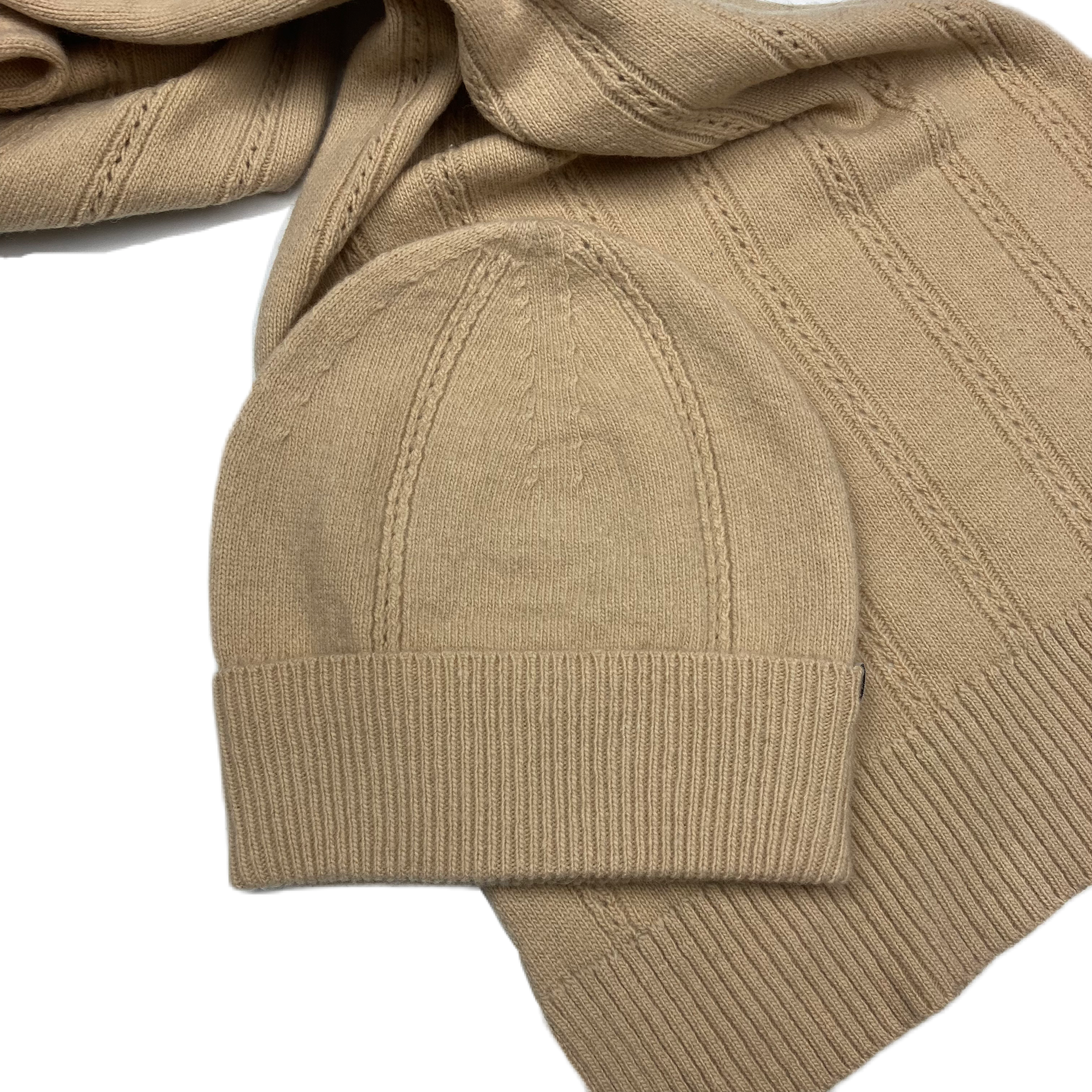Repose Ams. - Hat and scarf ajour nougat 8y