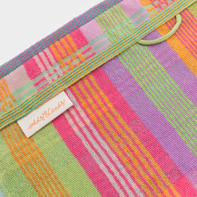 Foekje Fleur colorful sustainable home textiles from Odds & Ends, made from industry leftovers, 100% cotton, 60x80 cm, heavy 600 gr/m², made in Portugal.