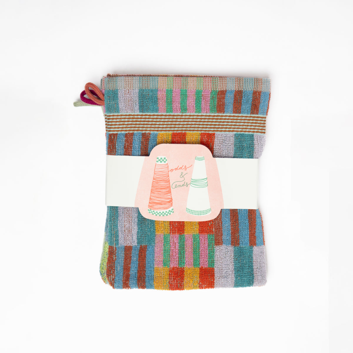 foekje fleur wash glove trio #80 tulip quilt set of three cotton wash cloths made from leftover dyed yarns sustainable bathroom textile 15 x 21 cm made in portugal