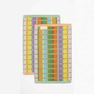 Set of two colorful Foekje Fleur guest towels #70 Criss Cross, made in Portugal from 100% cotton industry leftovers with soft velour finish