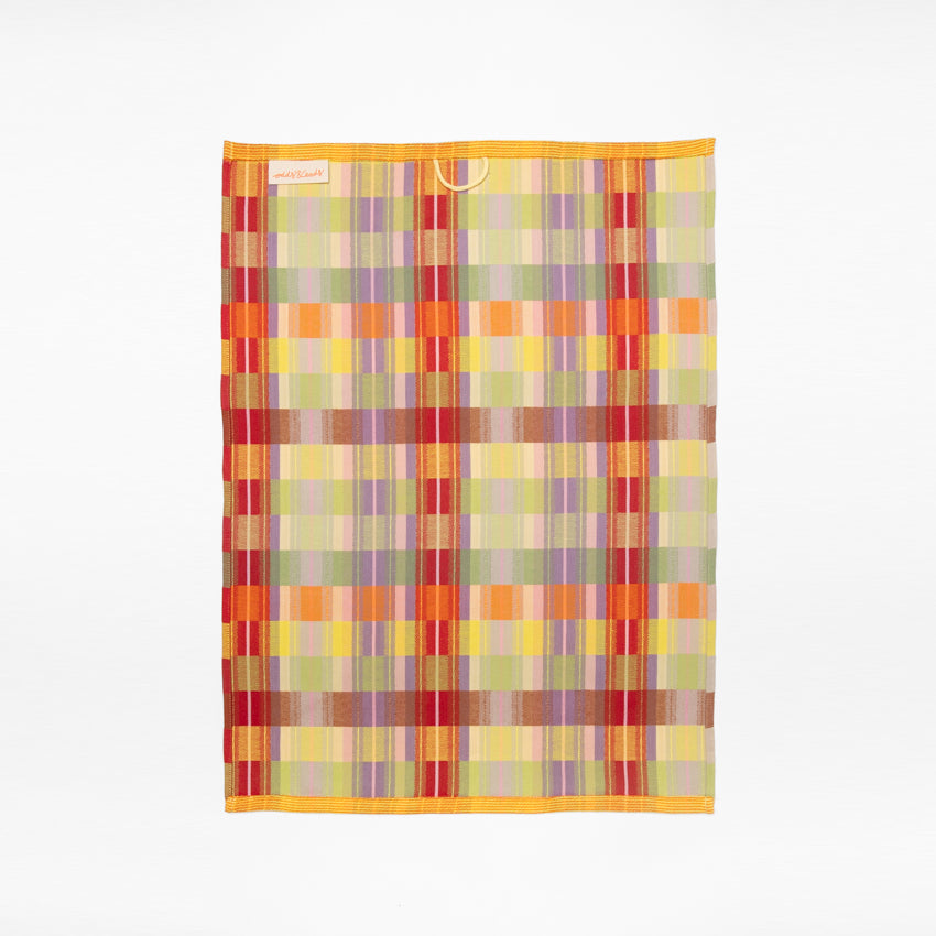 Foekje Fleur tea towel 60C basket in colorful woven design, made from surplus cotton yarns, 50 x 70 cm, sustainable and made in Portugal