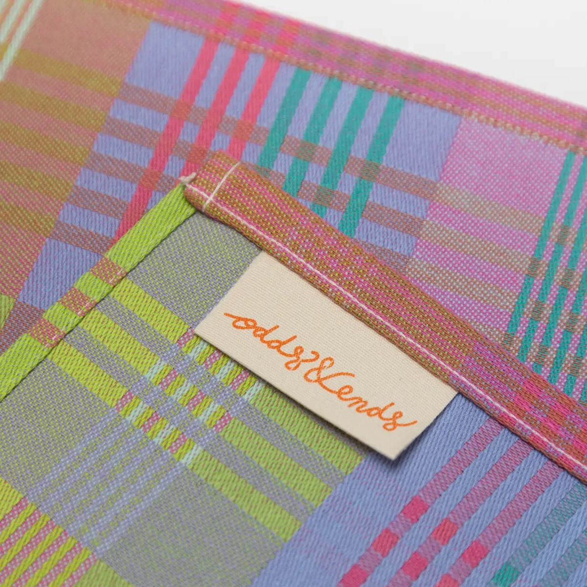 foekje fleur tea towel #117b wild weave made from 100% cotton using industry leftover yarns sustainable kitchen textile 50 x 70 cm made in portugal