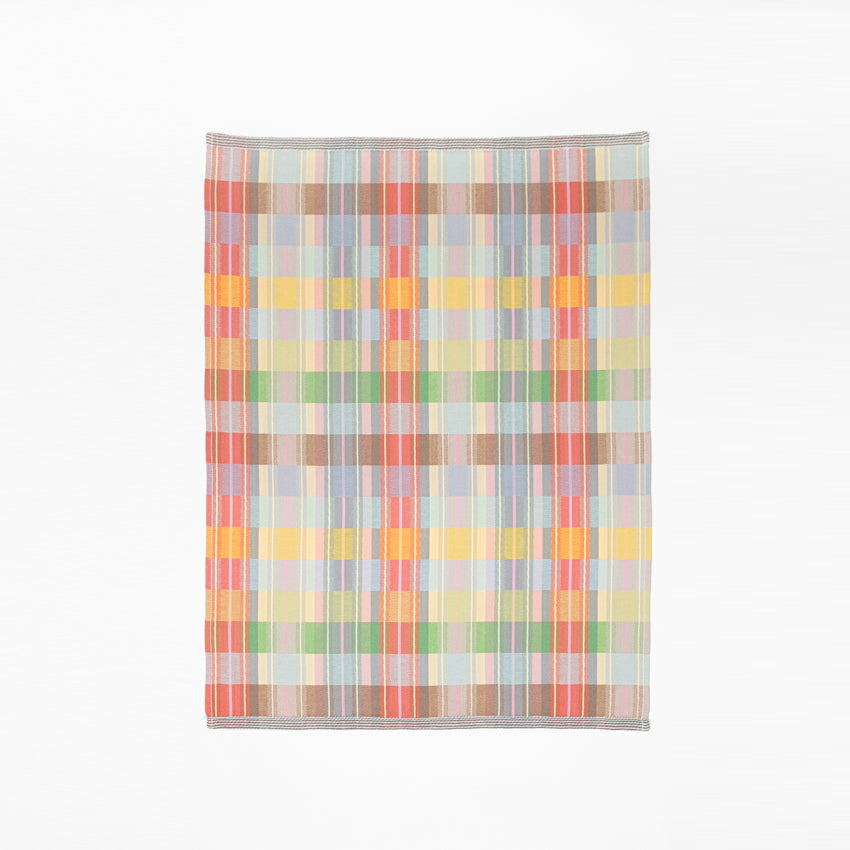 Foekje Fleur tea towel 60A basket in colorful woven design, made from surplus cotton yarns, 50 x 70 cm, sustainable and made in Portugal