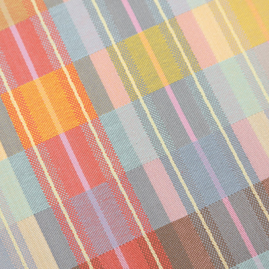 Foekje Fleur tea towel 60A basket in colorful woven design, made from surplus cotton yarns, 50 x 70 cm, sustainable and made in Portugal