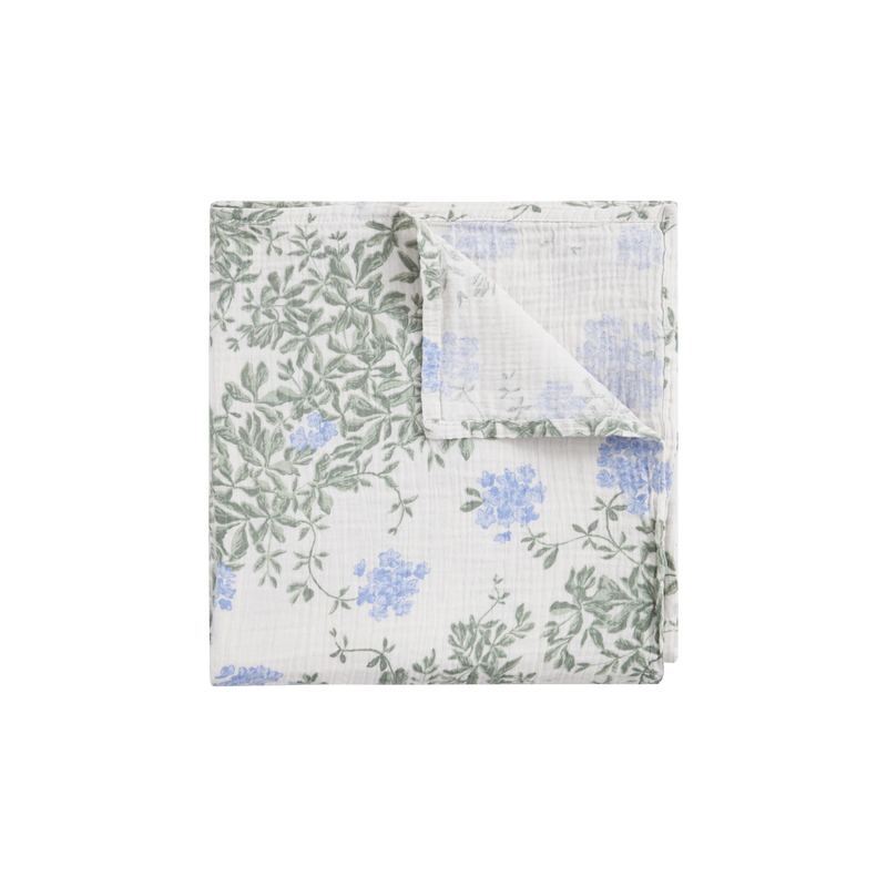 Garbo & Friends swaddle blanket made from premium cotton muslin, 110x110 cm, featuring a textured, soft, and lightweight design with signature patterns, perfect for swaddling, stroller use, or daytime naps