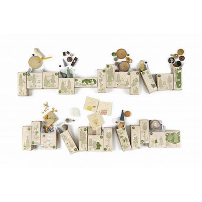 Grapat Advent Calendar 2025 Limited Edition with over 180 wooden and textile pieces, a multilingual booklet, and an Advent crown countdown for quiet, magical family rituals.