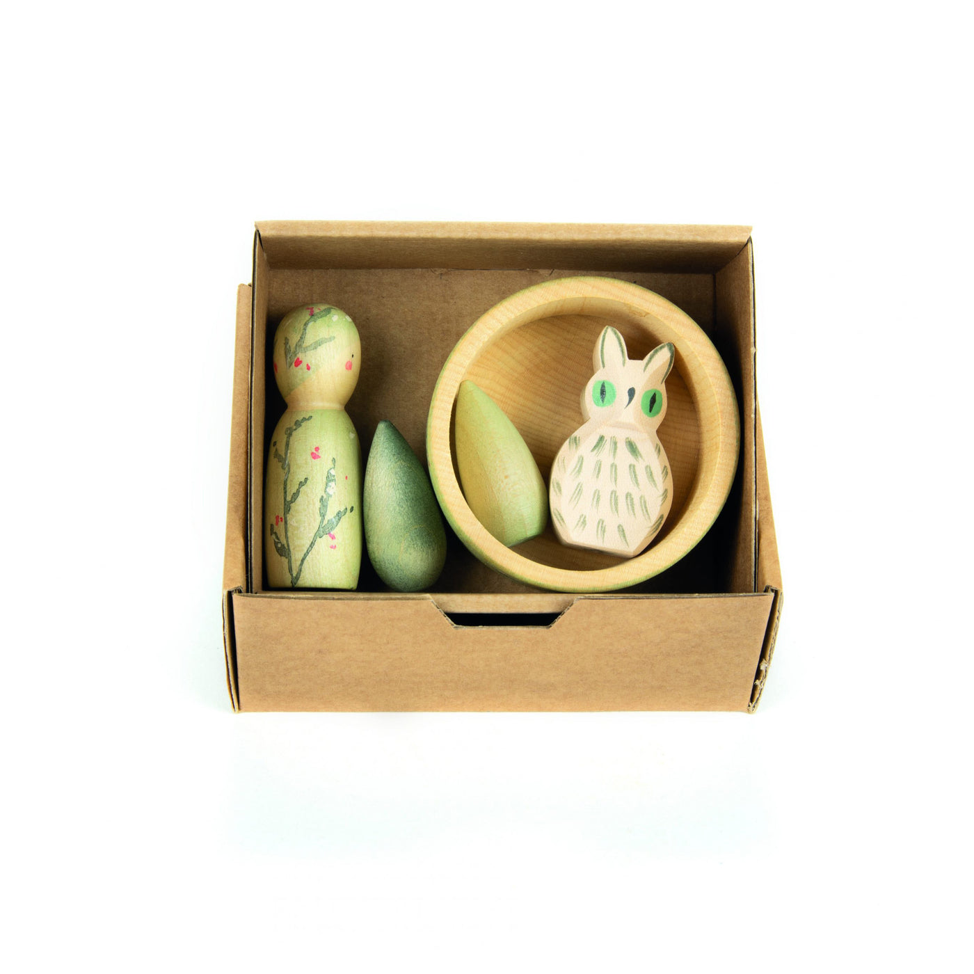 Grapat x Ostheimer Hello Winter limited edition wooden seasonal set with winter-themed pieces