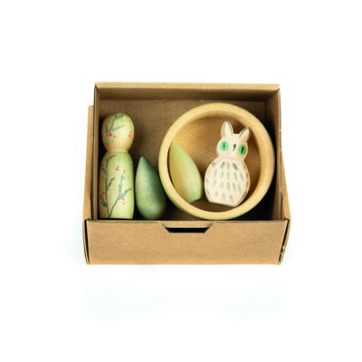 Grapat x Ostheimer Hello Winter limited edition wooden seasonal set with winter-themed pieces