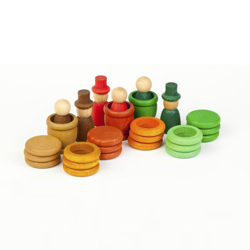 Grapat Aguamarina Autumn wooden play set with Nins, rings and coins in warm autumn colours