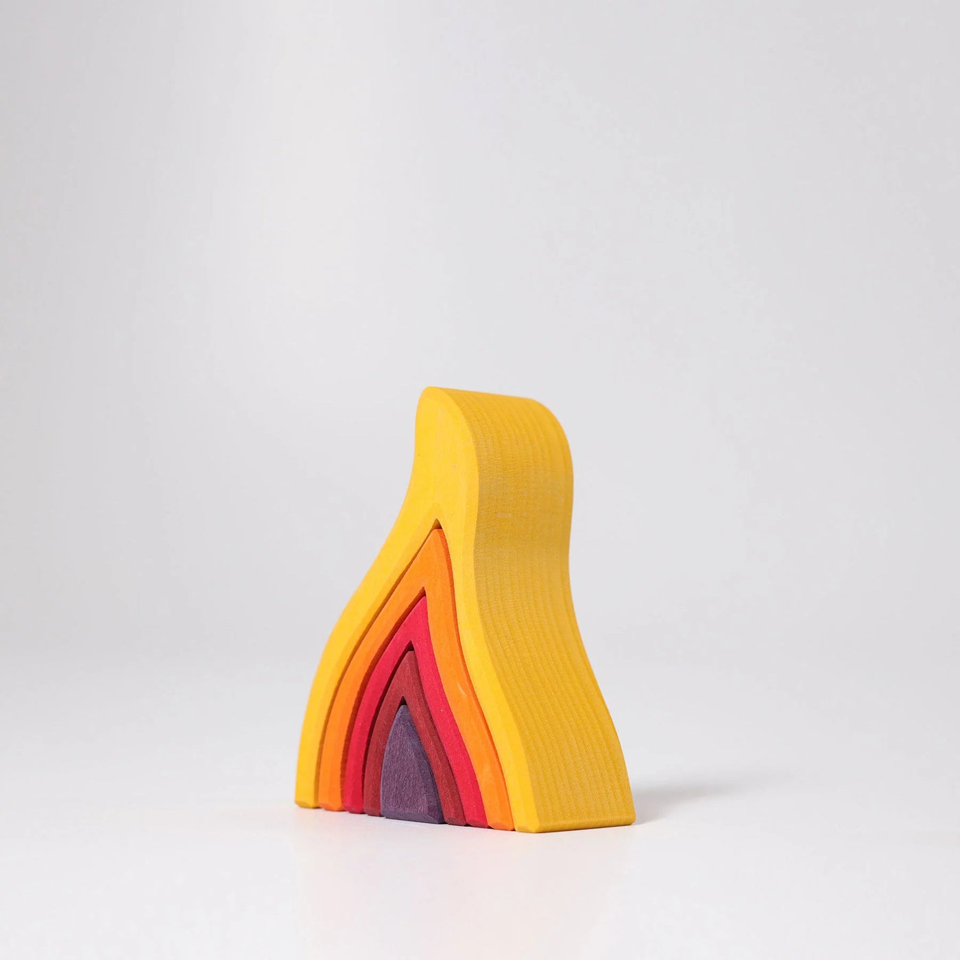 Grimms Small Fire – 5-piece wooden stacking toy in red and orange tones, handcrafted from linden wood for creative play