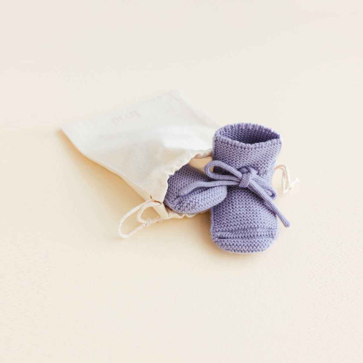 HVID Knitted Baby Booties made of extra fine Italian merino wool in a charming cotton bag