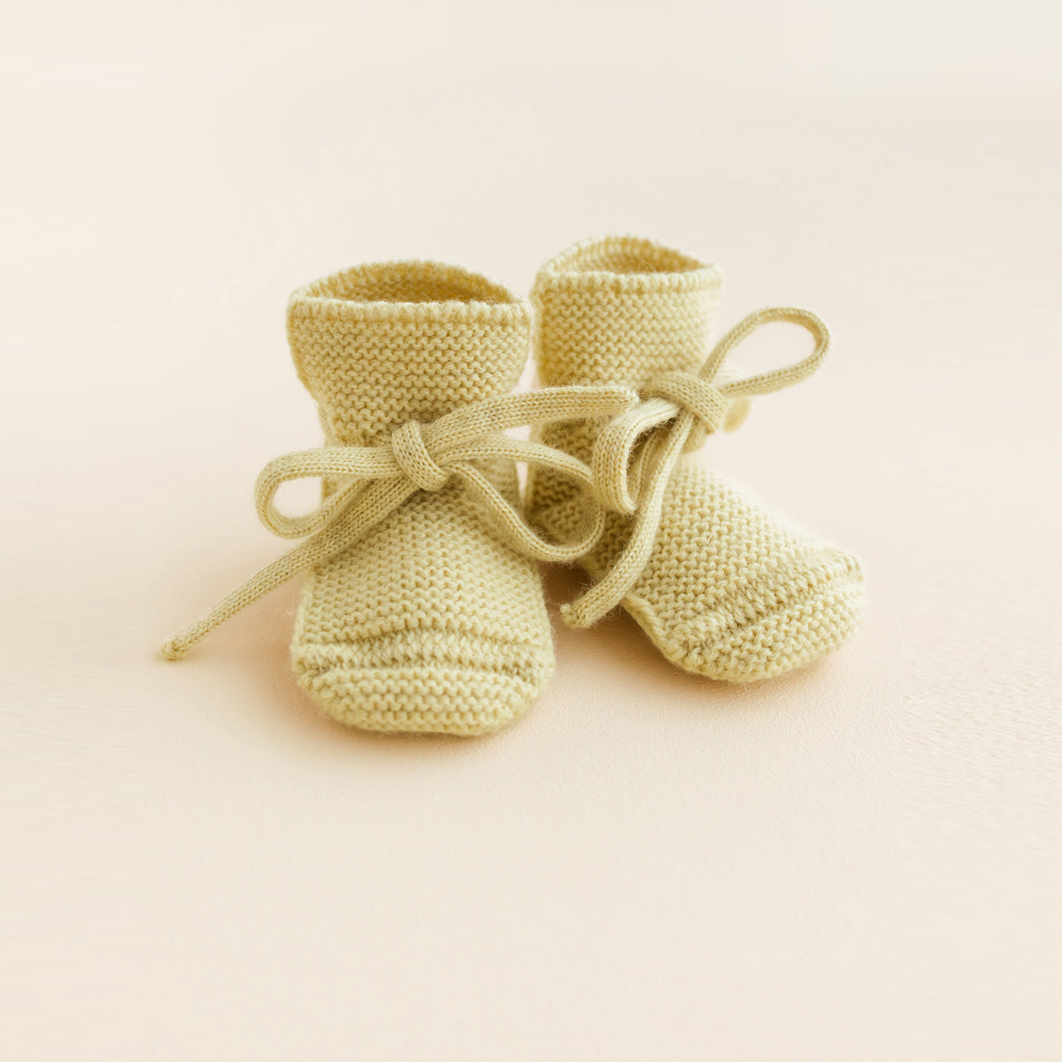 Hvid - Stiefeletten gelb