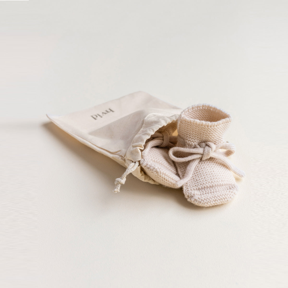 HVID Knitted Baby Booties made of extra fine Italian merino wool in a charming cotton bag 