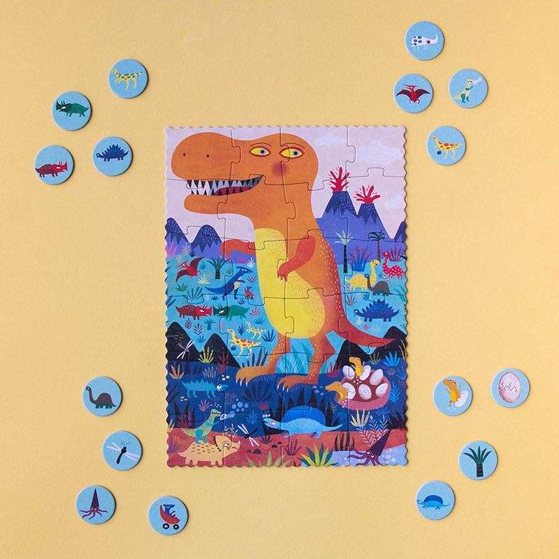 24-piece Jurassic World pocket puzzle for kids, featuring T-Rex, triceratops, and pterodactyls – portable and made in Barcelona
