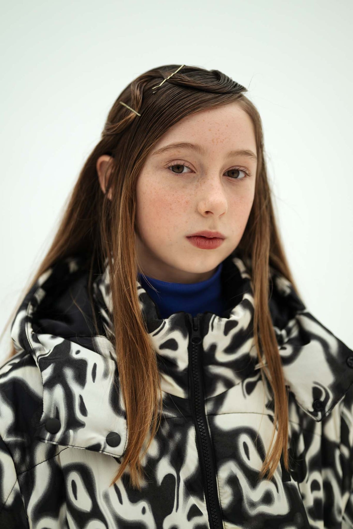 hooded puffer - liquid marble