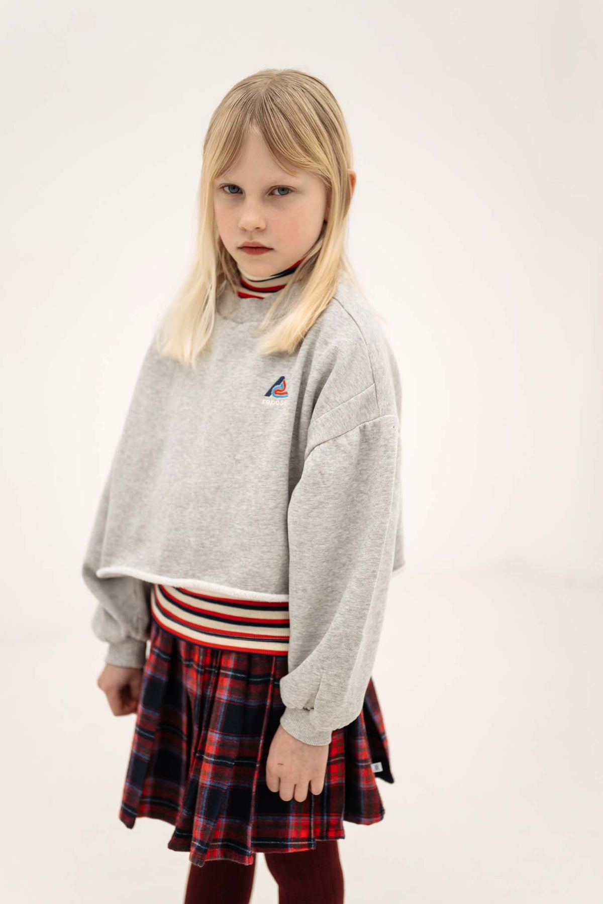 crop heart sweater - light mixed grey