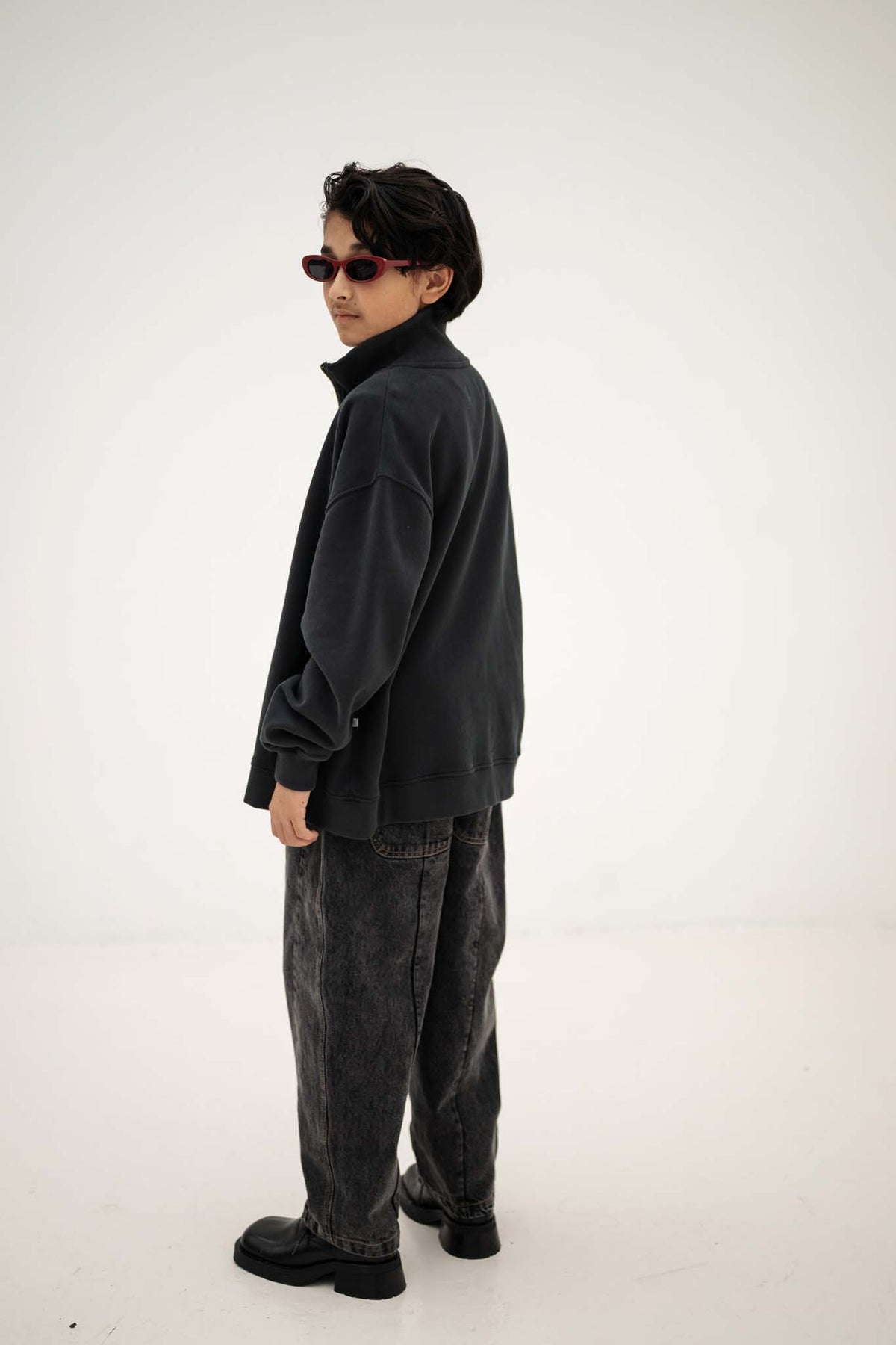 zip up sweater - moonless night black