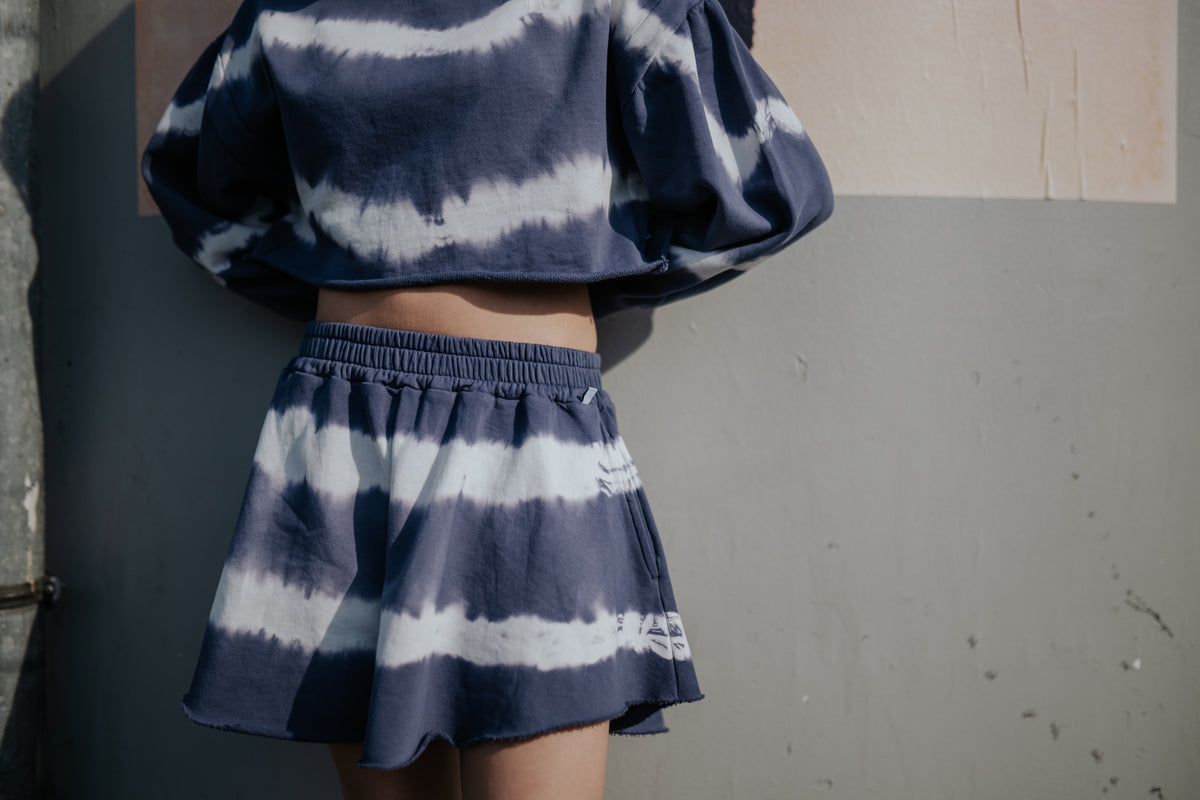 butterfly short - night shade blue tie dye