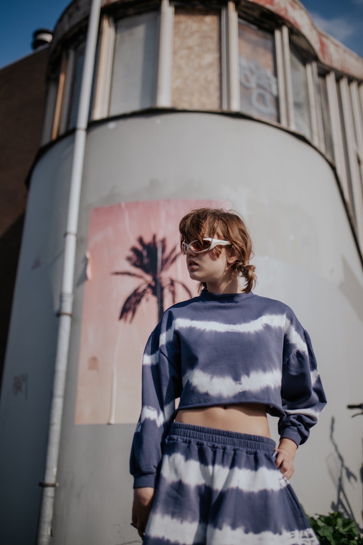 crop heart sweater - night shade blue tie dye