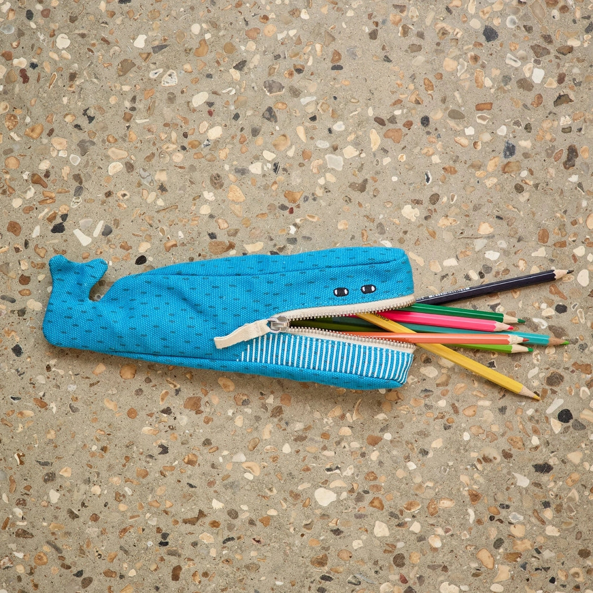 Donna Wilson William Whale Pencil Case – chunky cotton pencil case in the shape of a whale with metal zip and soft pull, in signature Donna Wilson style