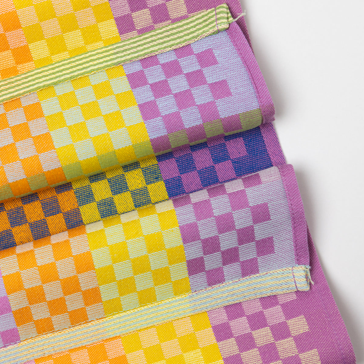 foekje fleur - tea towel #136B checkered check