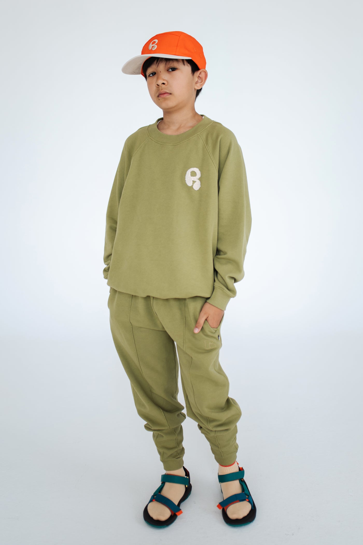 raglan sweater - green moss