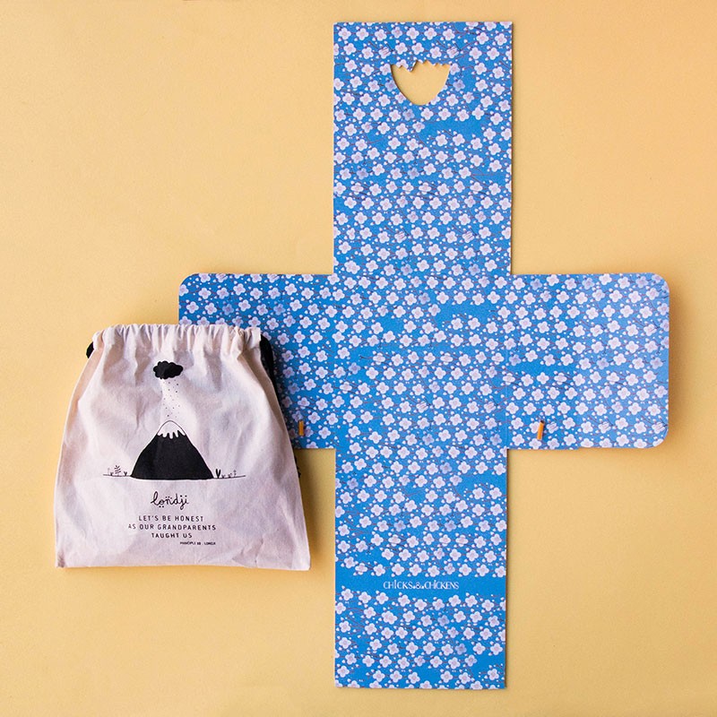 Londji Chicks & Chickens – wooden memory and matching game with hens and chicks, made in Barcelona from sustainable beech wood, illustrated by Mar Ferrero.