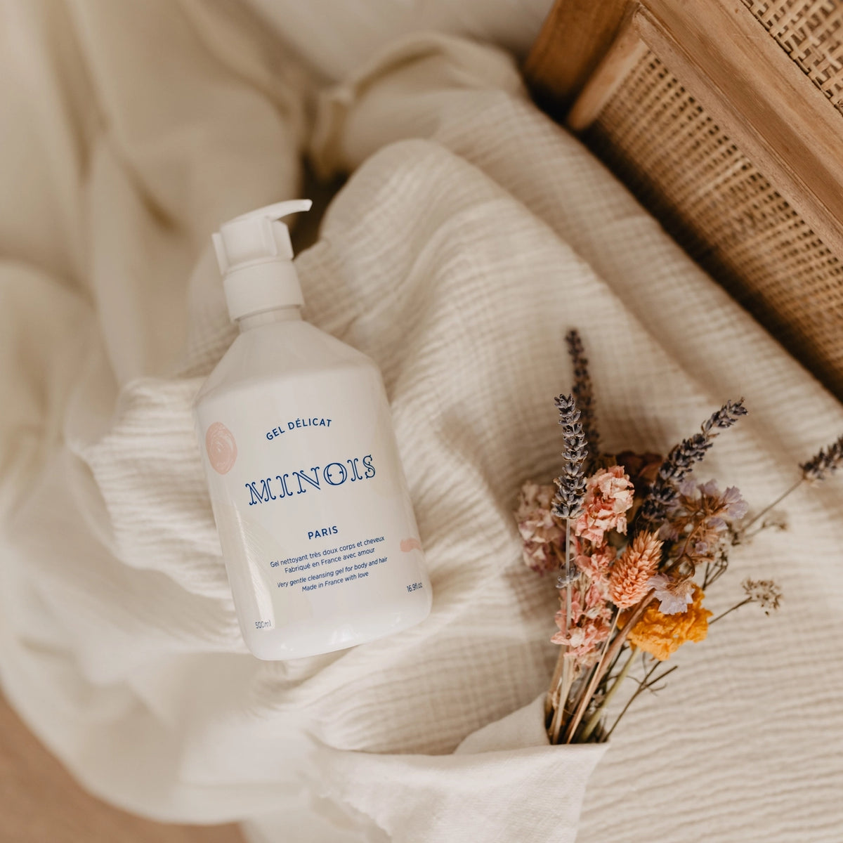 Minois Delicate Gel 500 ml gentle body and hair wash for babies
