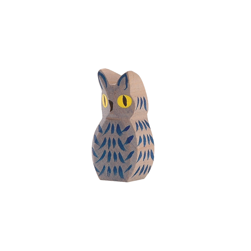 Ostheimer Blue Owl wooden figure with dark blue plumage and large round eyes, handcrafted from maple wood