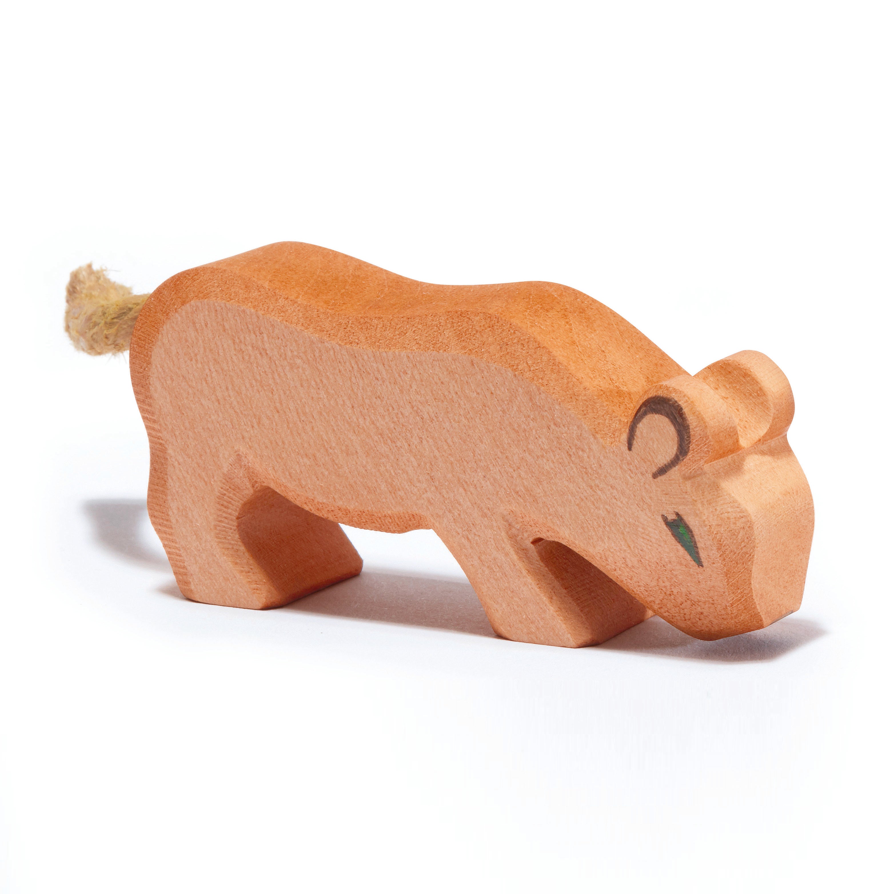Handcrafted Ostheimer small lion wooden toy figure – sustainable toy for imaginative play