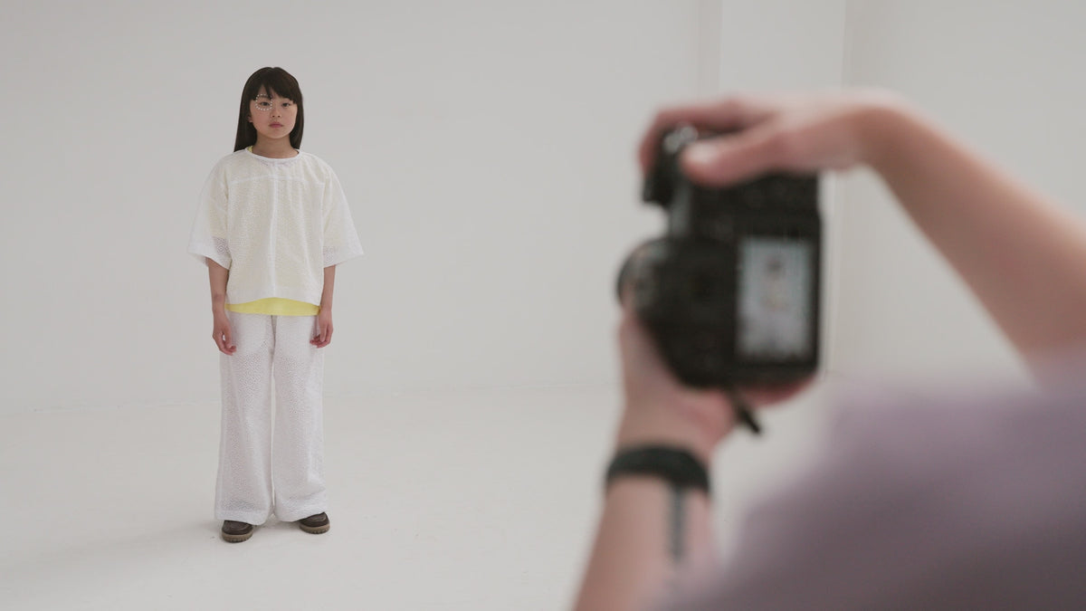 woven tee - crisp white embroidery anglaise