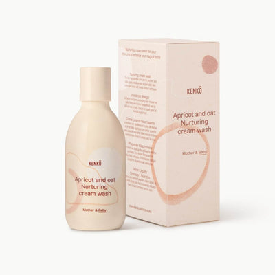 Mother and baby enjoying Kenkô’s natural creamy cleansing gel for delicate skin and hair care