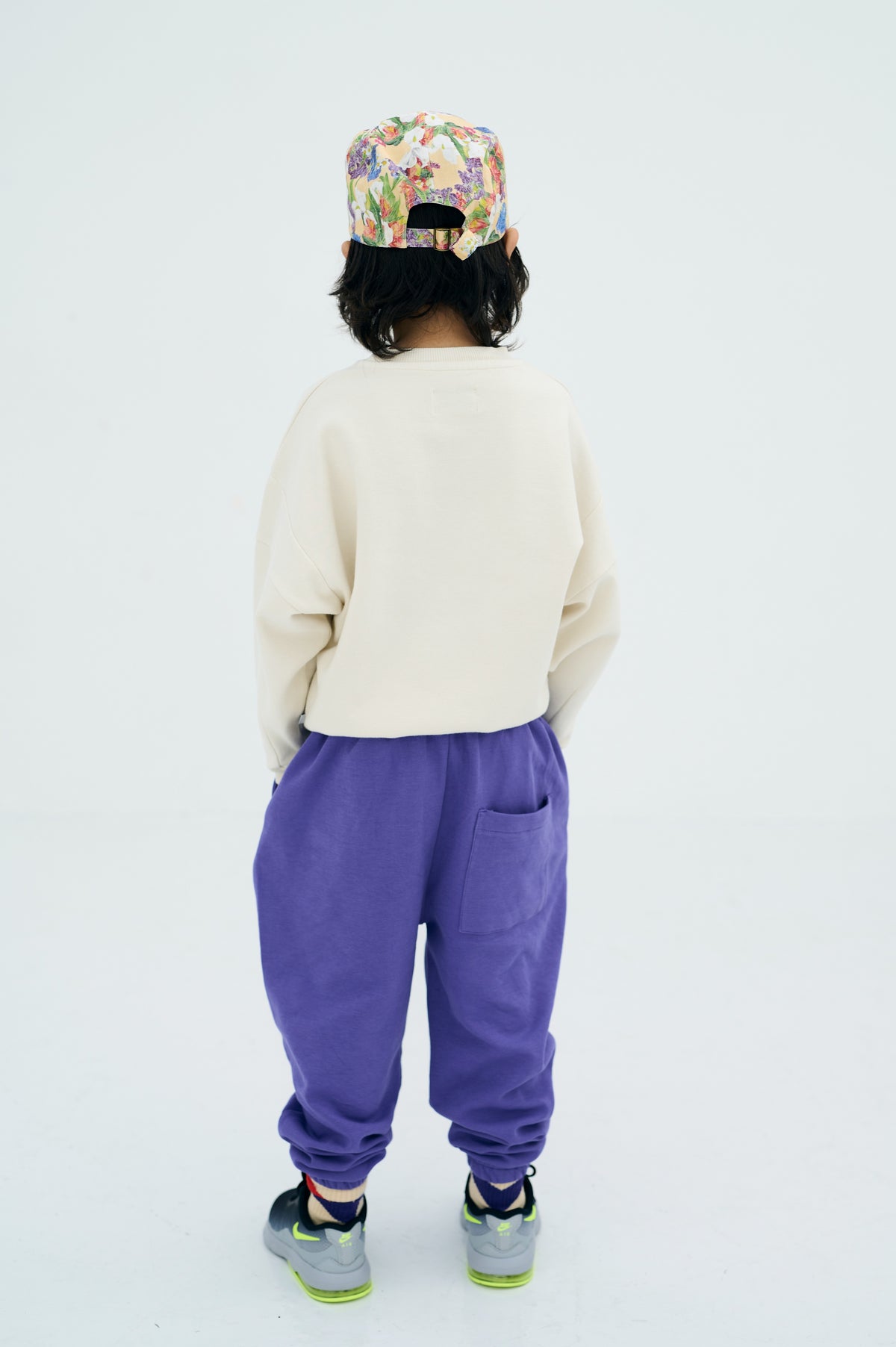 crewneck sweater greyish white