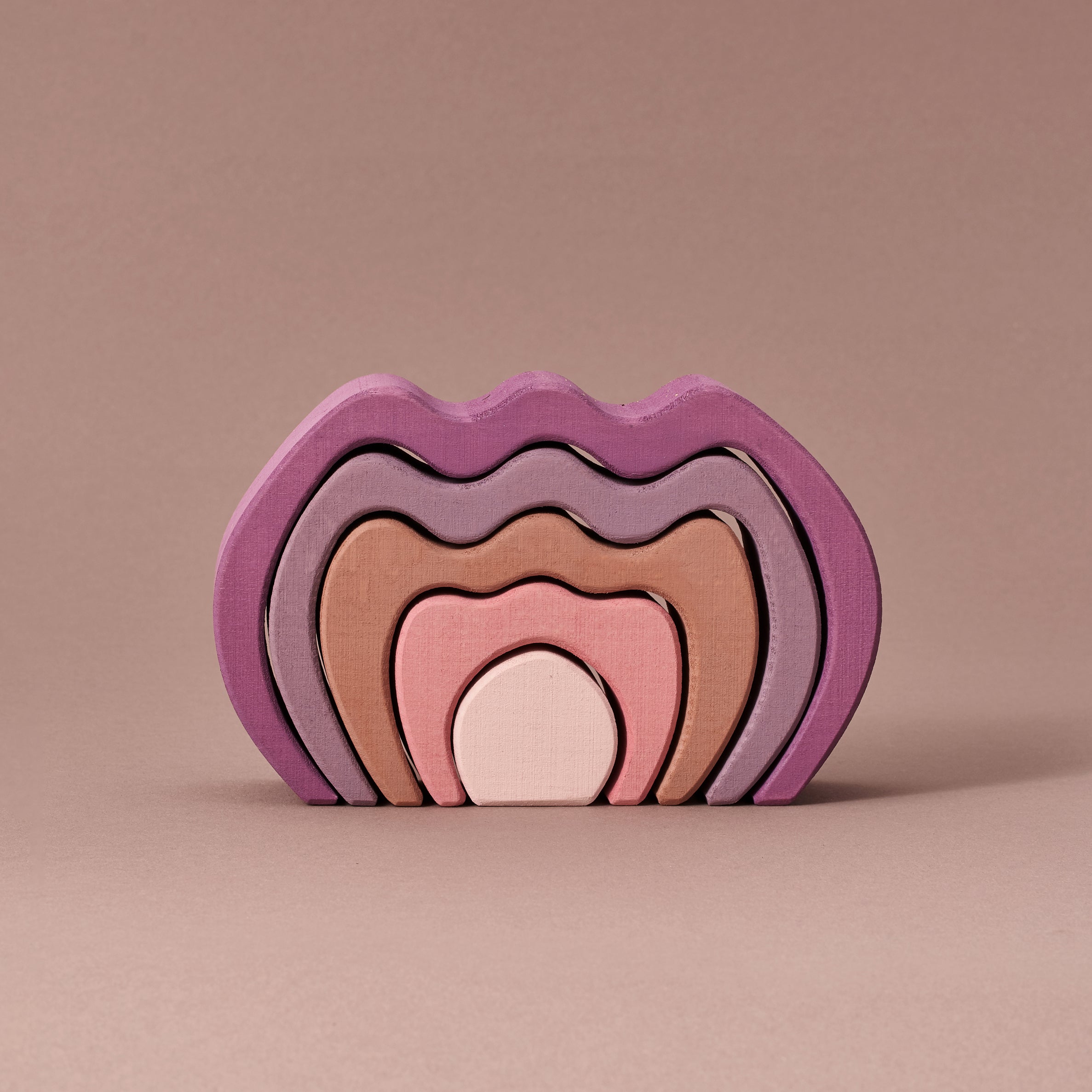 Raduga Grez tulip arch stacker