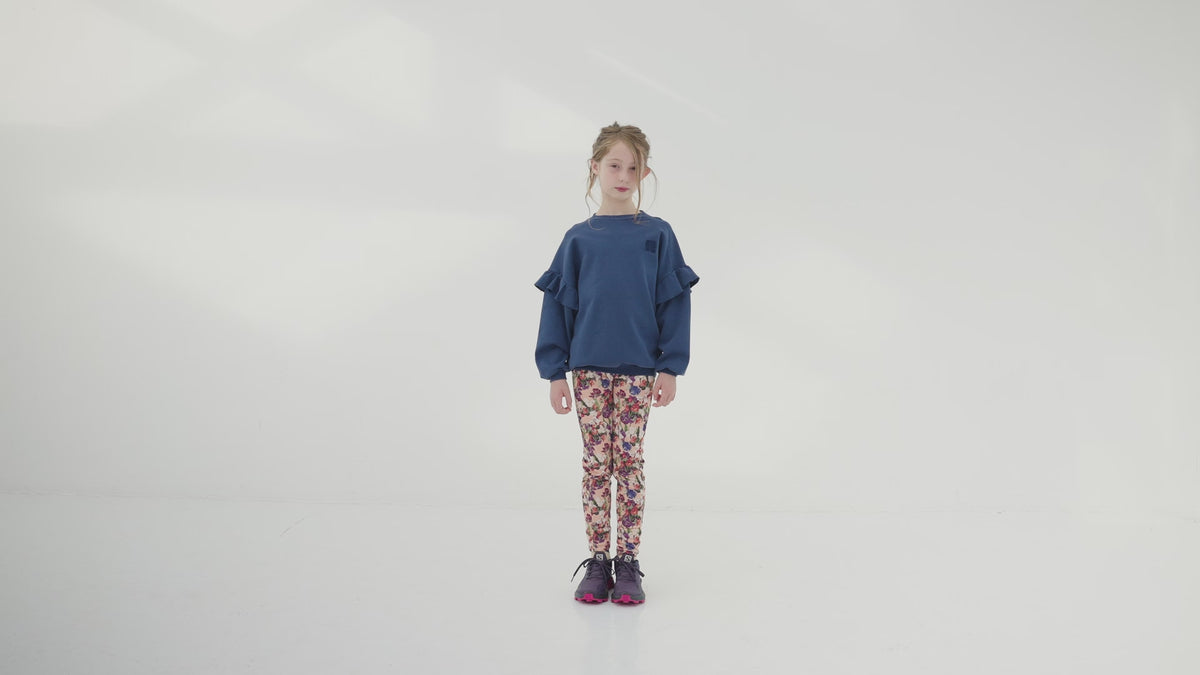 Rüschenpullover Blau Tiefe