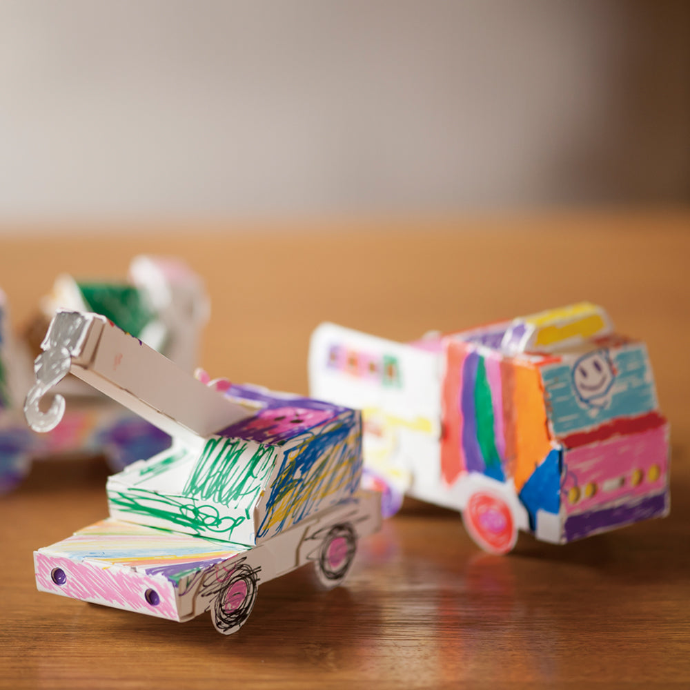 Kokuyo 3D coloring book vehicles