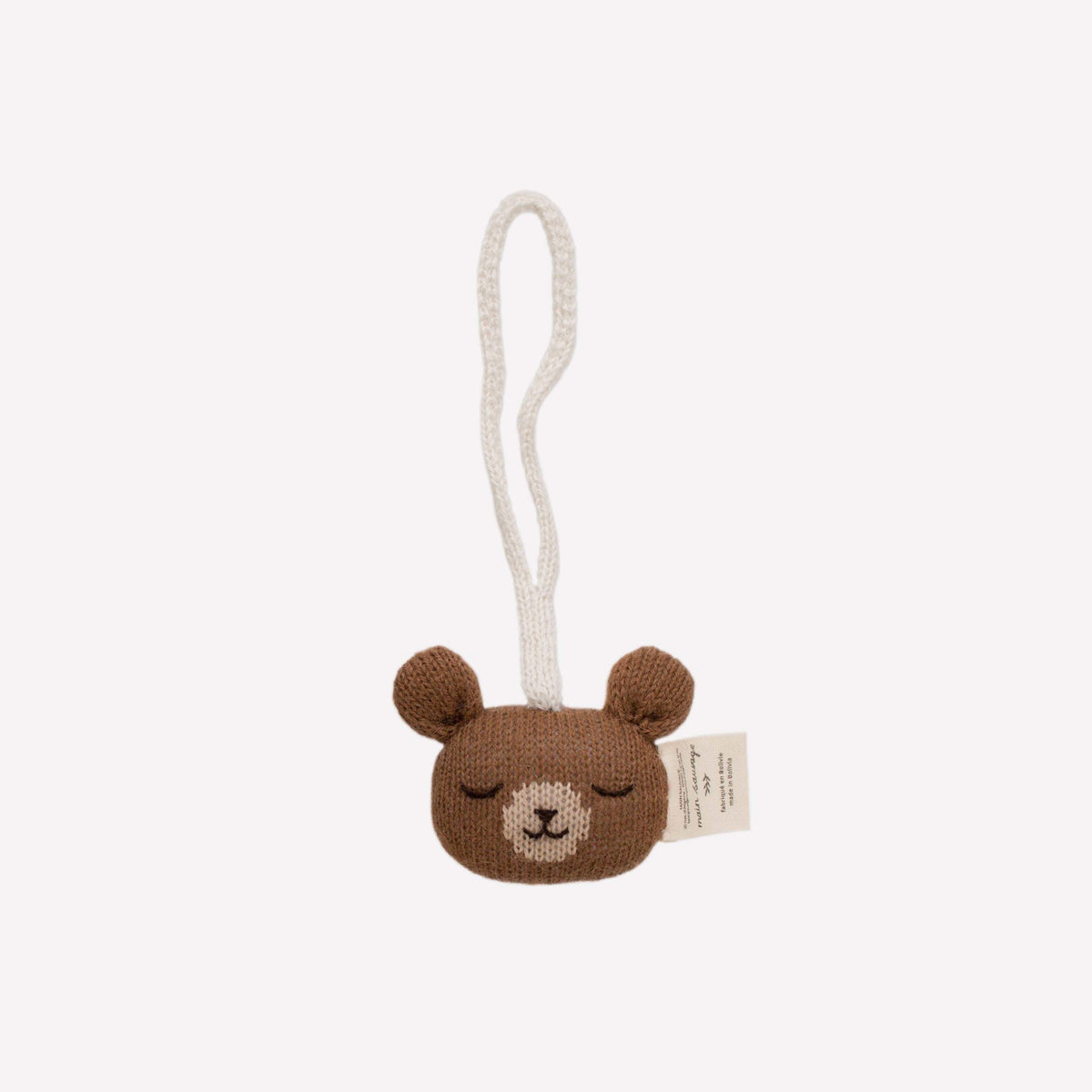Main Sauvage hanging rattle - teddy